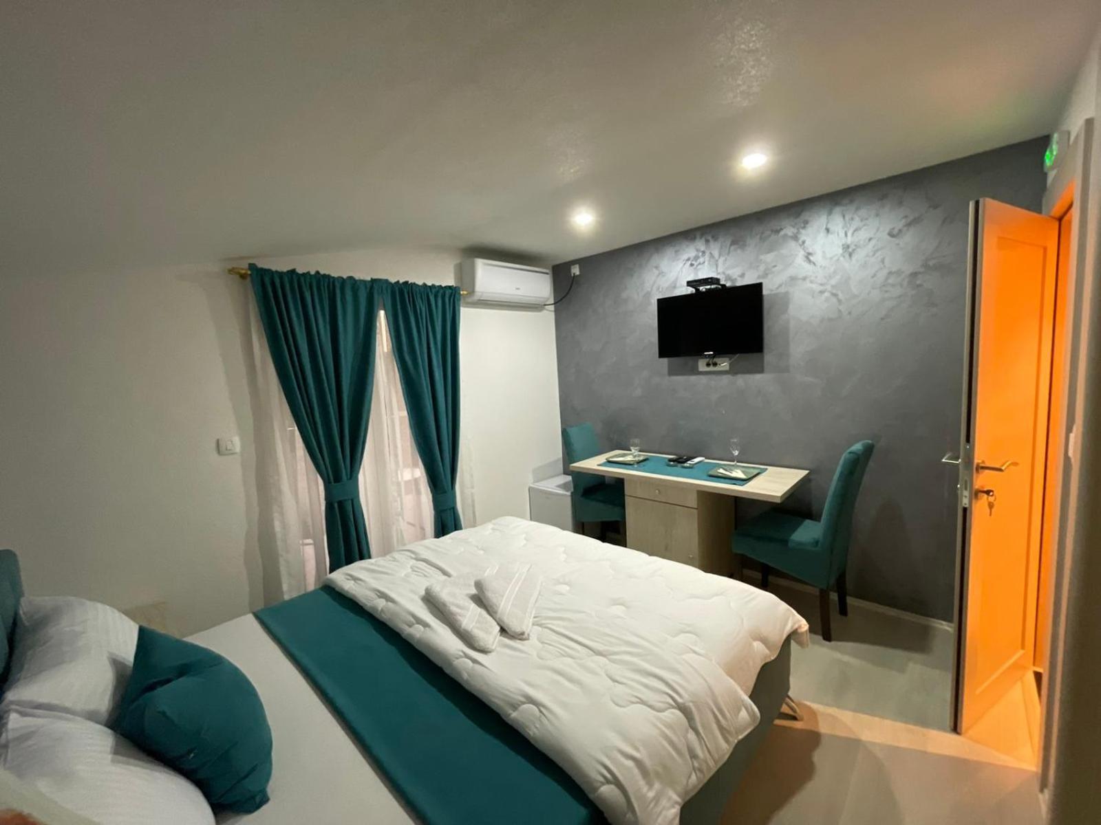 Apartments Zejak Mitrovici  外观 照片